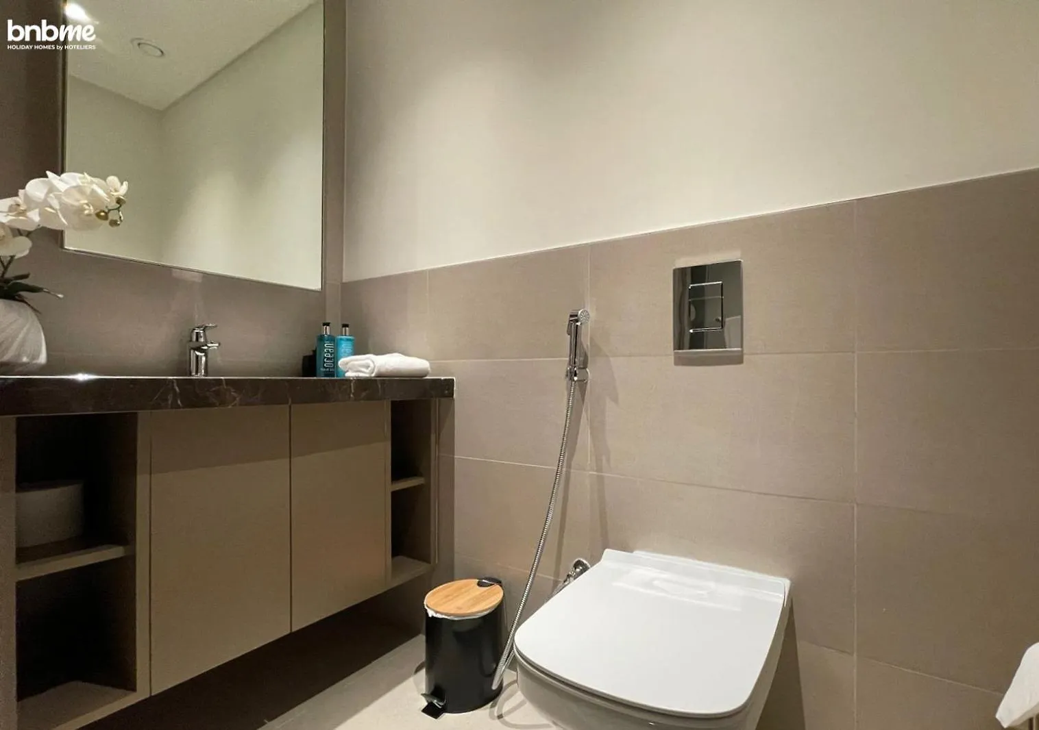 Apartment Bnbmehomes - Boulevard Heights Dubai United Arab Emirates