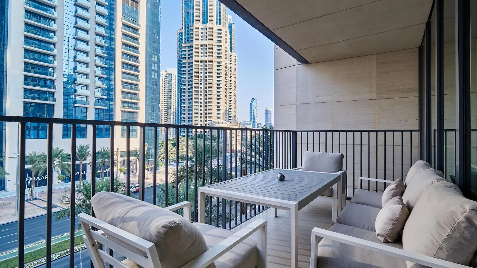 Bnbmehomes - Boulevard Heights Dubai